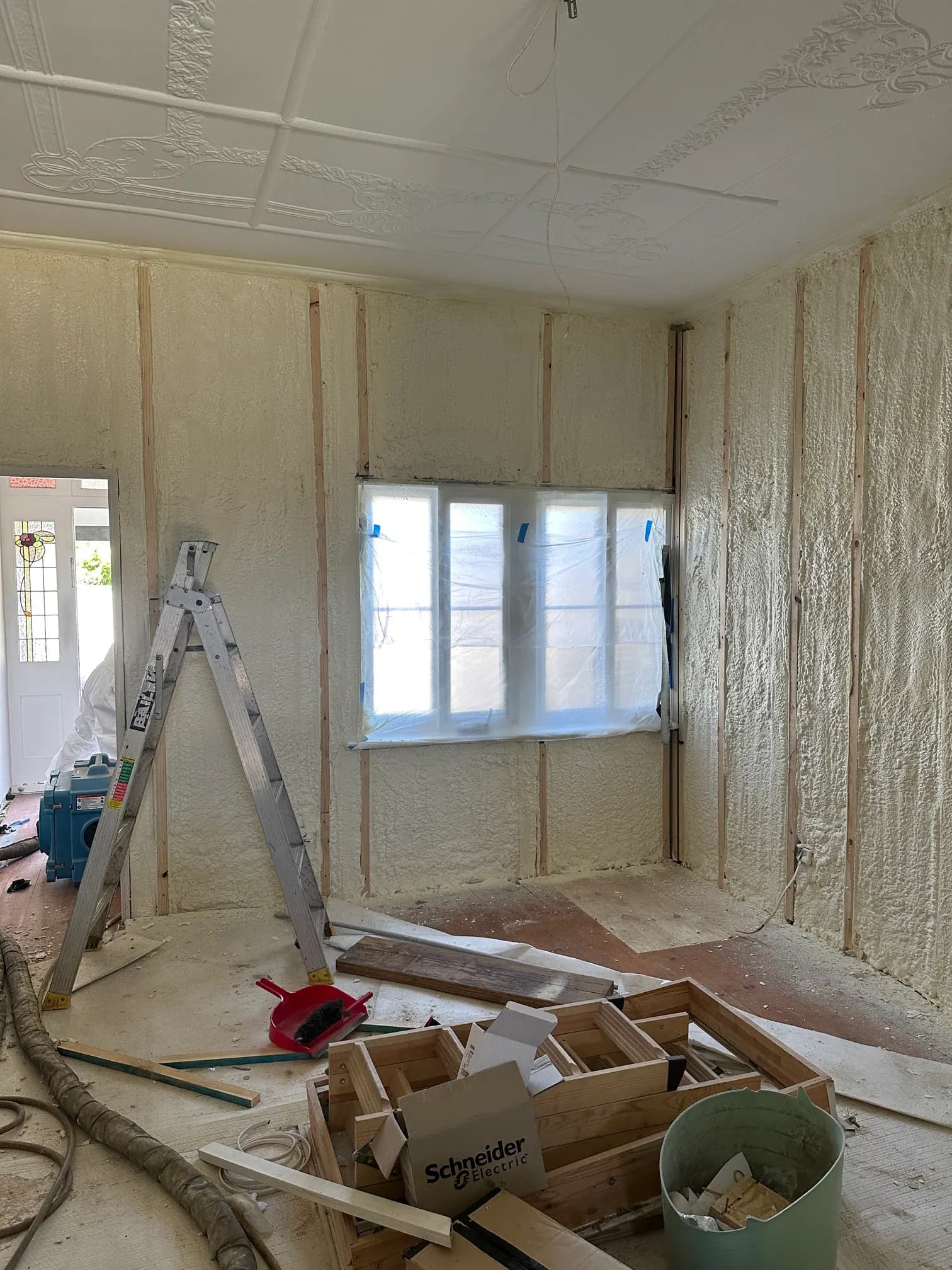 Spray Foam Walls